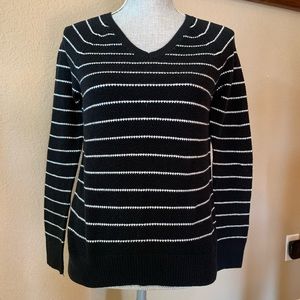 Gap B&W Striped Sweater